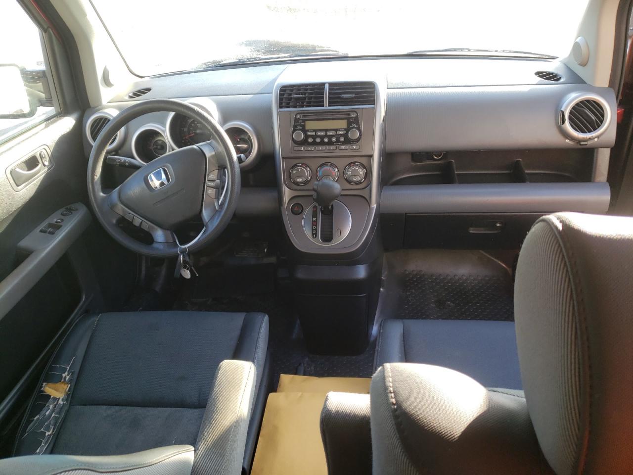 Photo 9 from auction – 2006 HONDA ELEMENT EX with VIN 5J6YH18796L001331