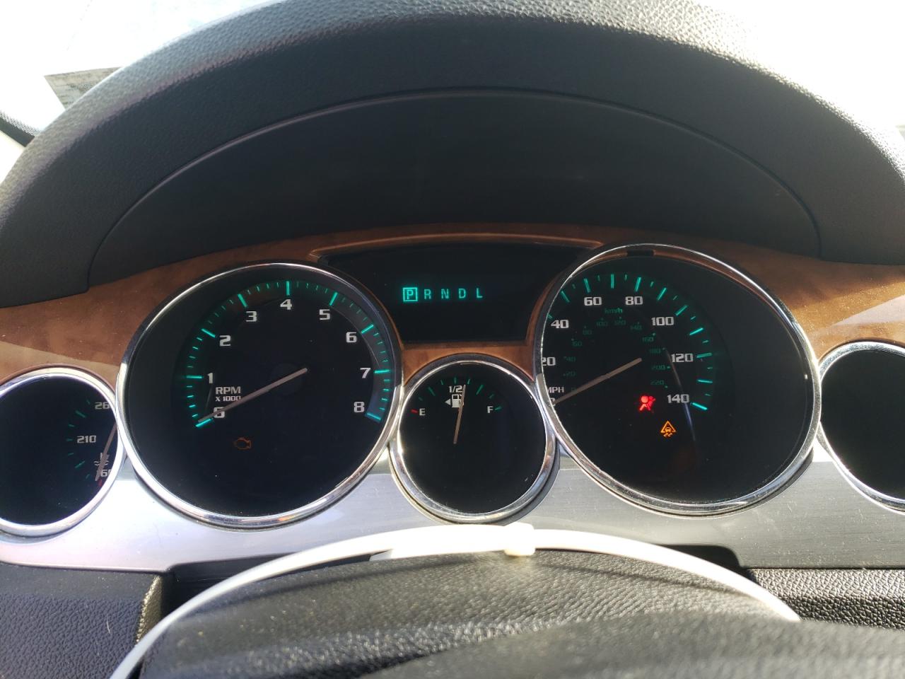 Photo 8 from auction – 2008 BUICK ENCLAVE CX with VIN 5GAEV23728J211963