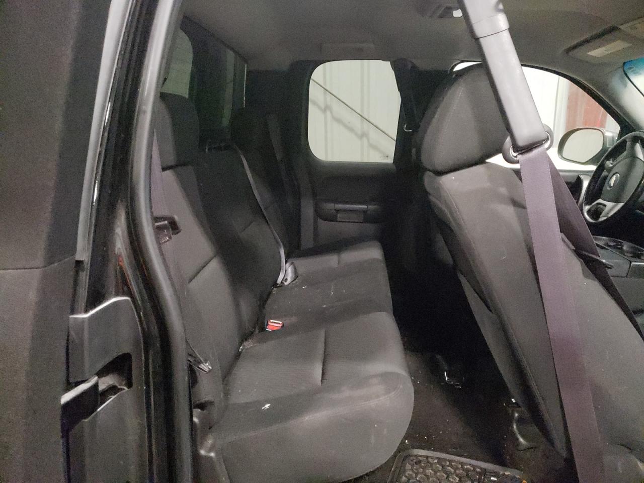 Photo 6 from auction – 2011 CHEVROLET SILVERADO with VIN 1GCRKSE39BZ300988