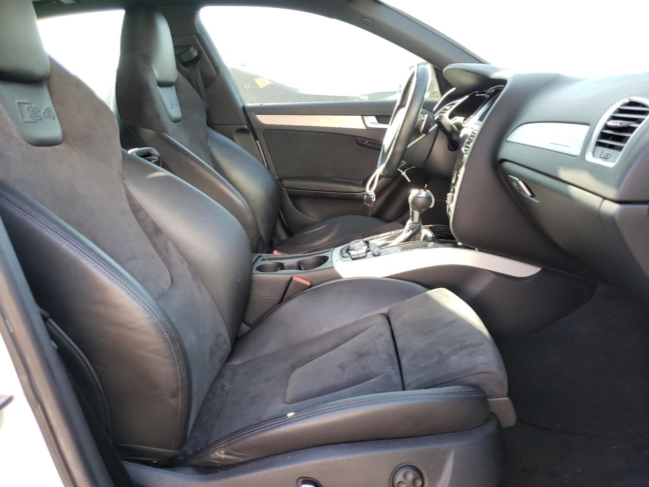 Photo 5 from auction – 2014 AUDI S4 PREMIUM with VIN WAUBGAFL0EA008075