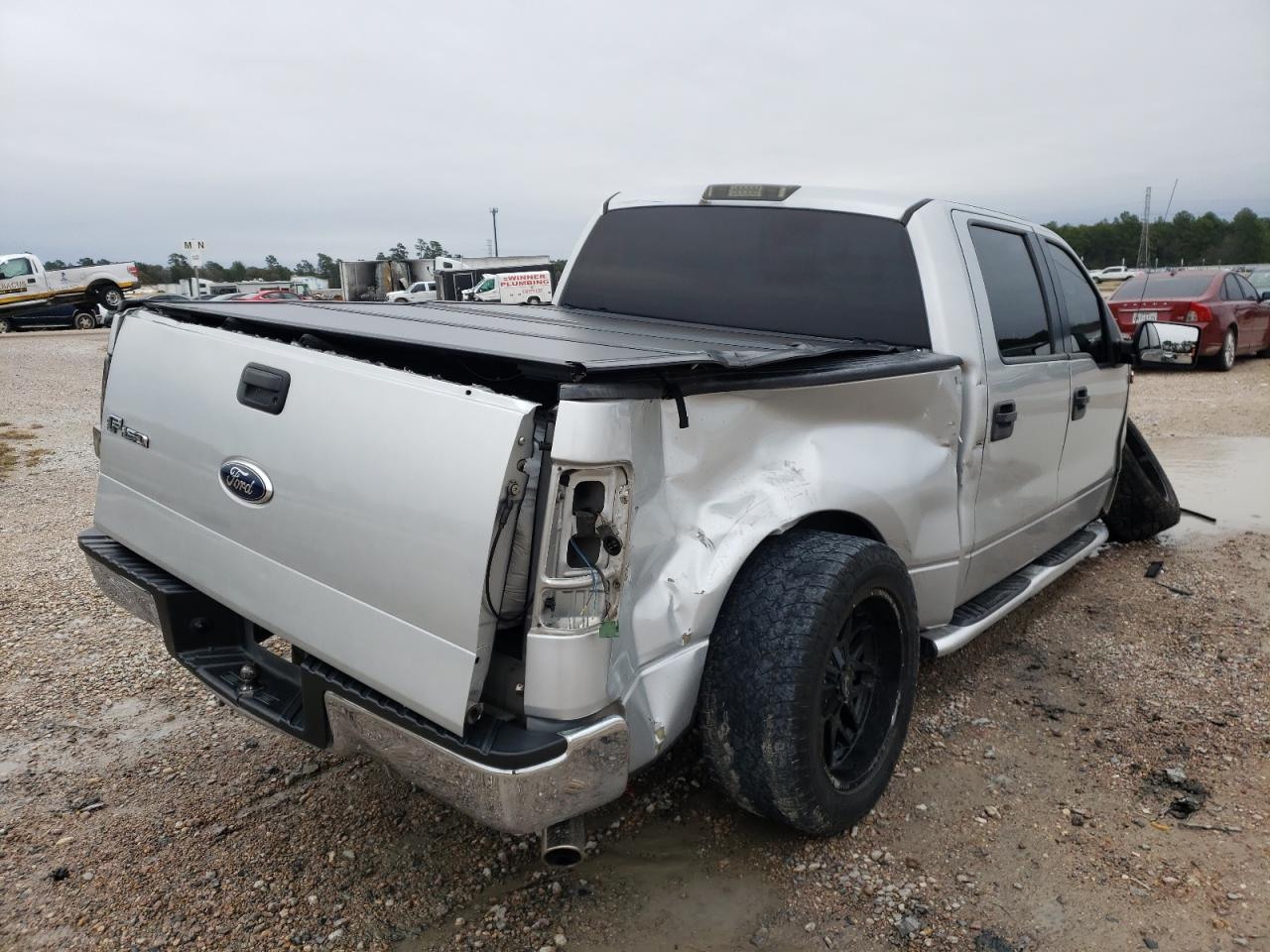 Photo 4 from auction – 2006 FORD F150 SUPER with VIN 1FTRW12W16FB21154