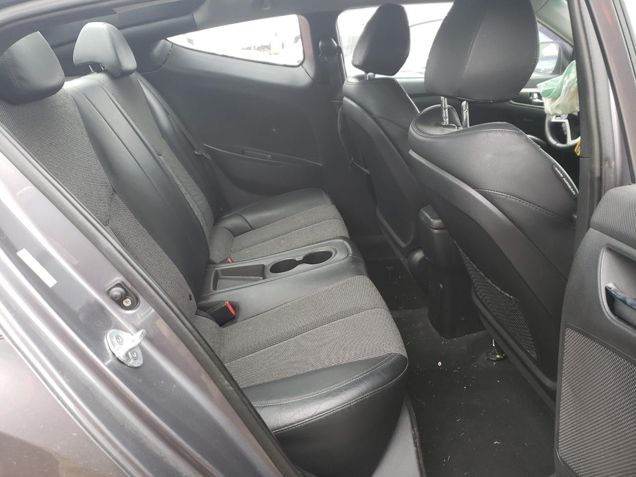 Photo 6 from auction – 2012 HYUNDAI VELOSTER with VIN KMHTC6AD9CU030518