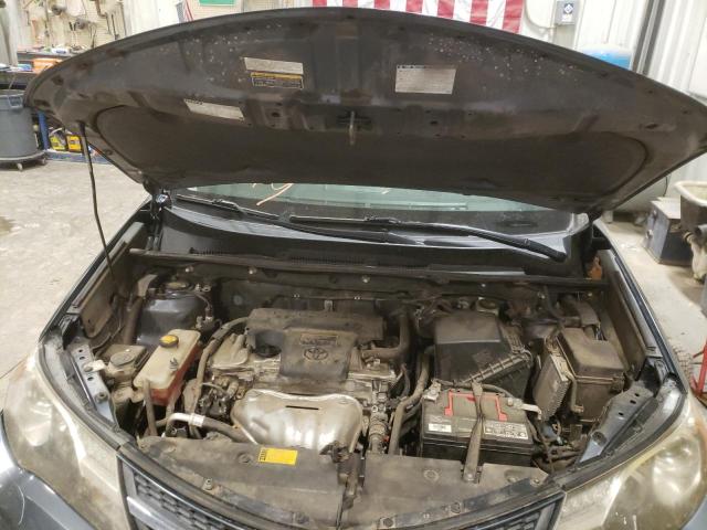 Photo 7 from auction – 2013 TOYOTA RAV4 LE with VIN JTMBFREV2DD042989