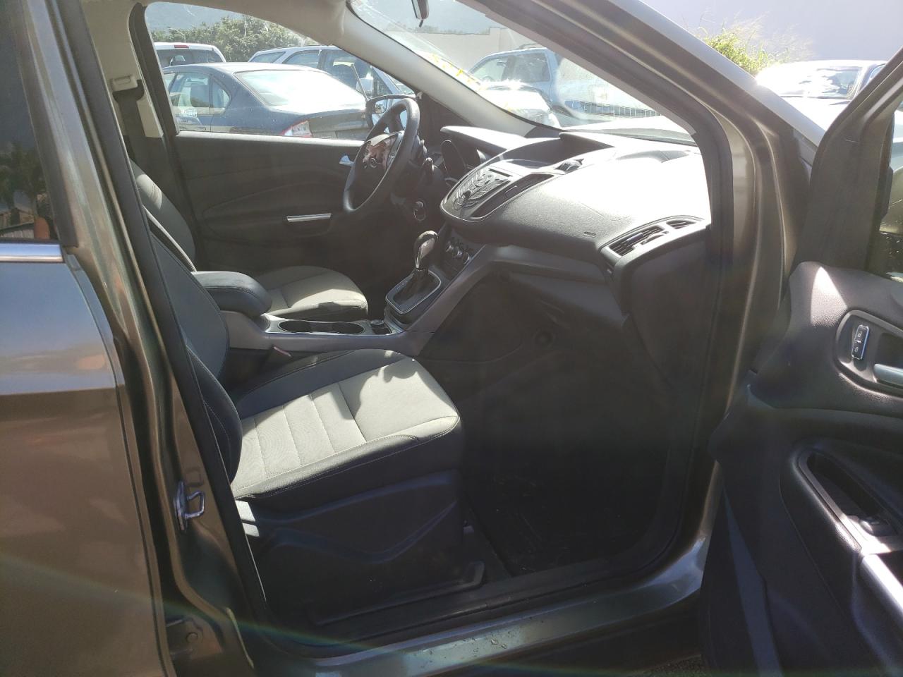 Photo 5 from auction – 2013 FORD ESCAPE SE with VIN 1FMCU0G91DUB84090
