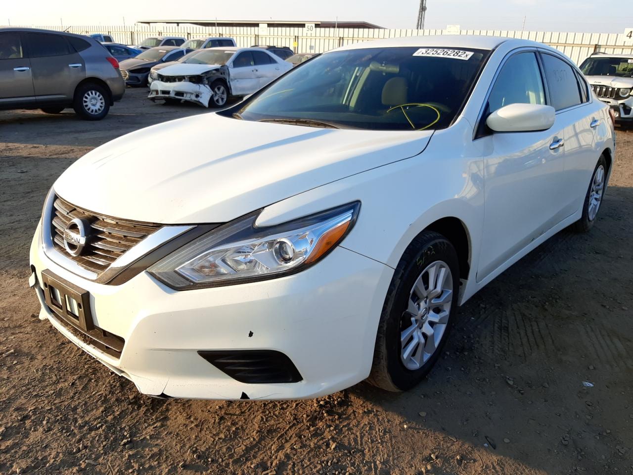 Photo 2 from auction – 2017 NISSAN ALTIMA with VIN 1N4AL3AP6HC195921
