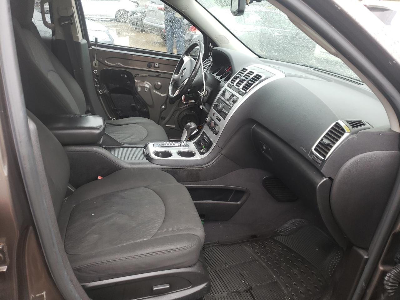 Photo 5 from auction – 2011 GMC ACADIA SLE with VIN 1GKKVPED8BJ153130