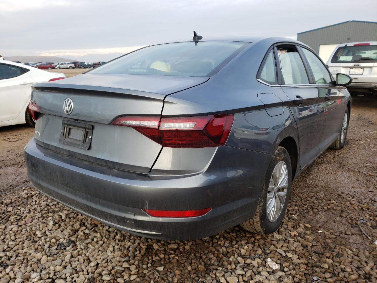Photo 4 from auction – 2020 VOLKSWAGEN JETTA with VIN 3VWCB7BU0LM074985