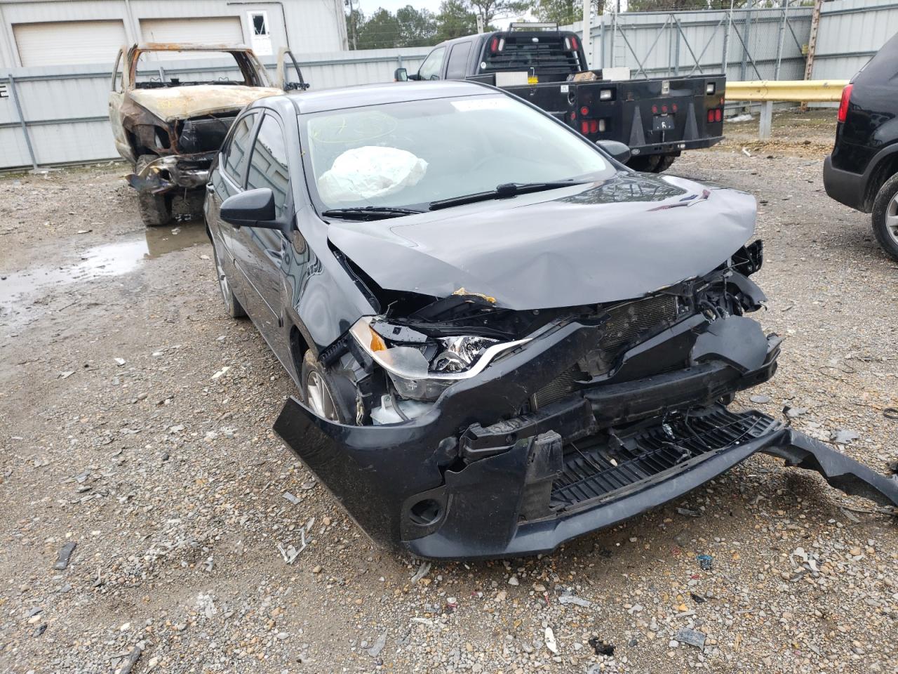 TOYOTA COROLLA L 2015 with VIN 5YFBURHE4FP263706 - Photo from auction