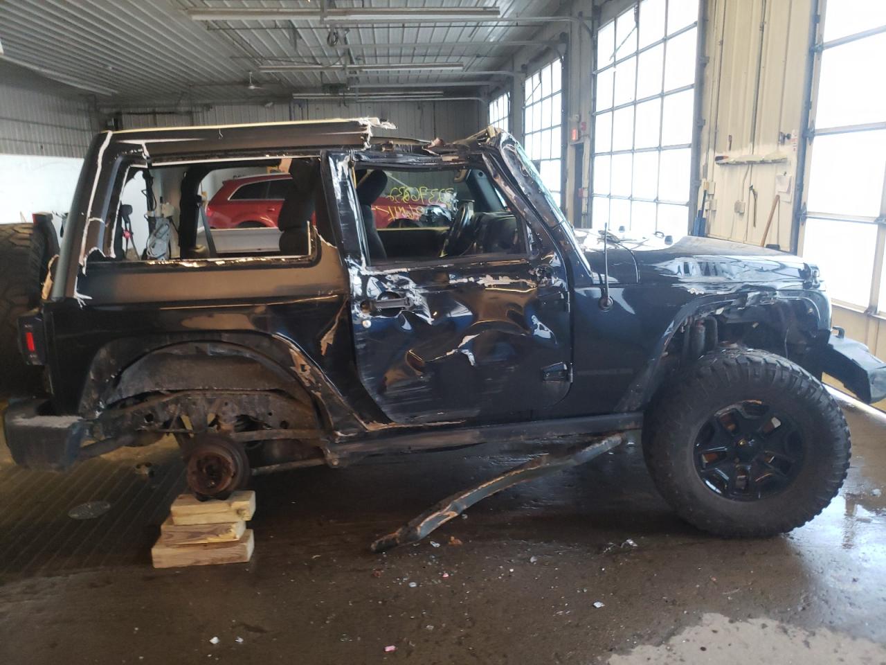 Photo 9 from auction – 2015 JEEP WRANGLER S with VIN 1C4AJWAG3FL697252