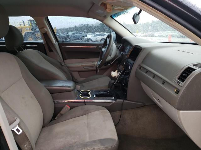 Photo 5 from auction – 2010 CHRYSLER 300 TOURIN with VIN 2C3CA4CD4AH140084