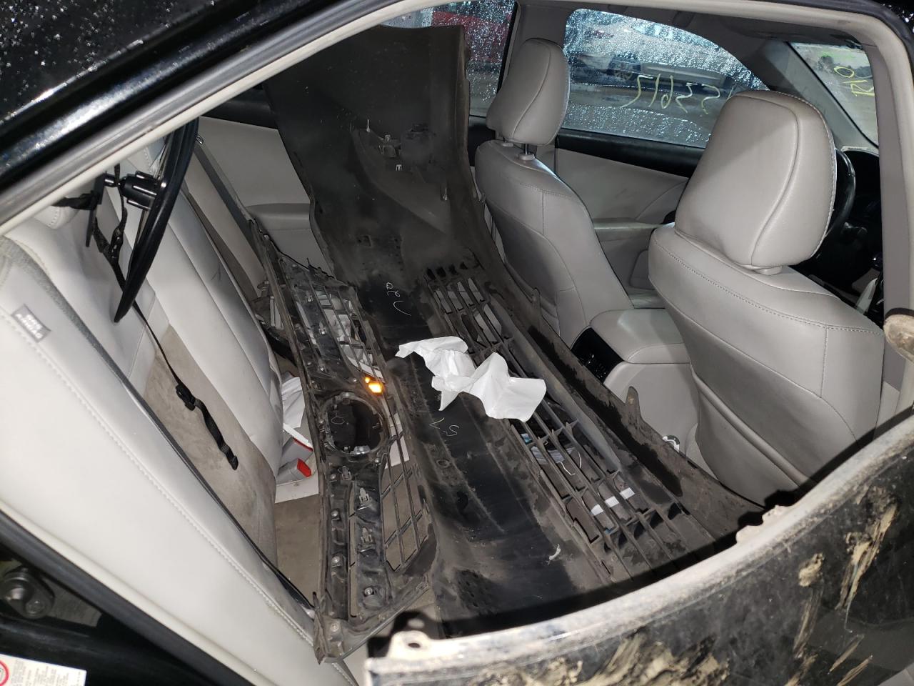 Photo 6 from auction – 2012 TOYOTA CAMRY HYBR with VIN 4T1BD1FK4CU014620