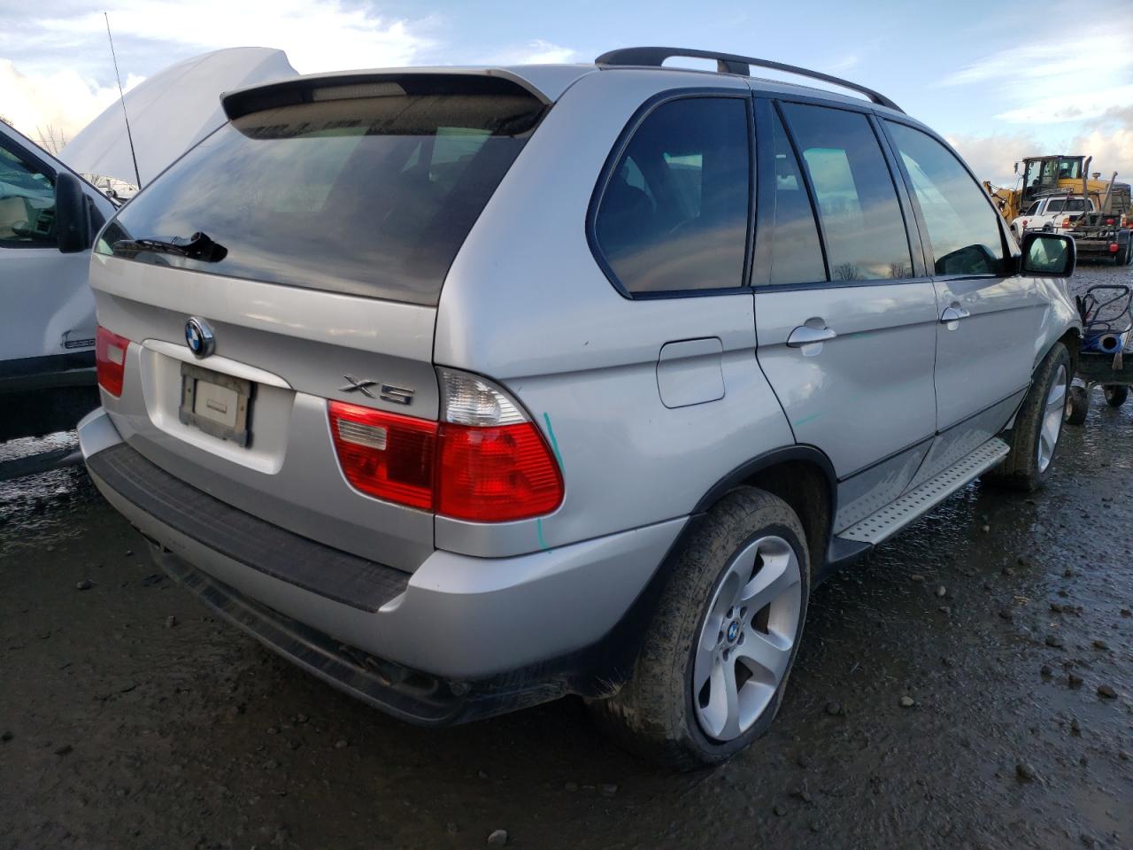 Photo 4 from auction – 2006 BMW X5 4.4I with VIN 5UXFB53586LV25919