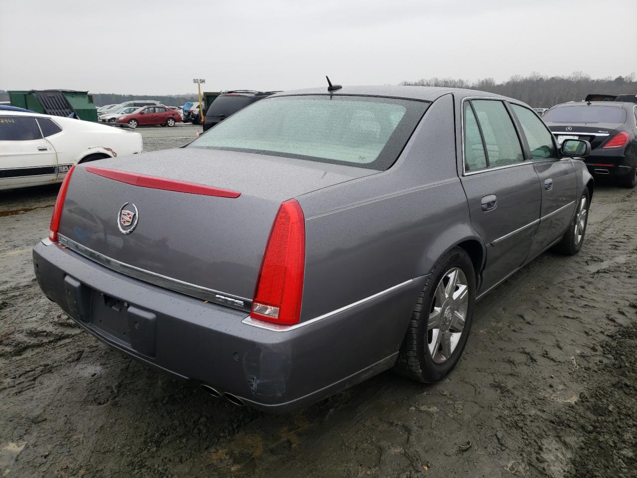 Photo 4 from auction – 2007 CADILLAC DTS with VIN 1G6KD57Y87U141202