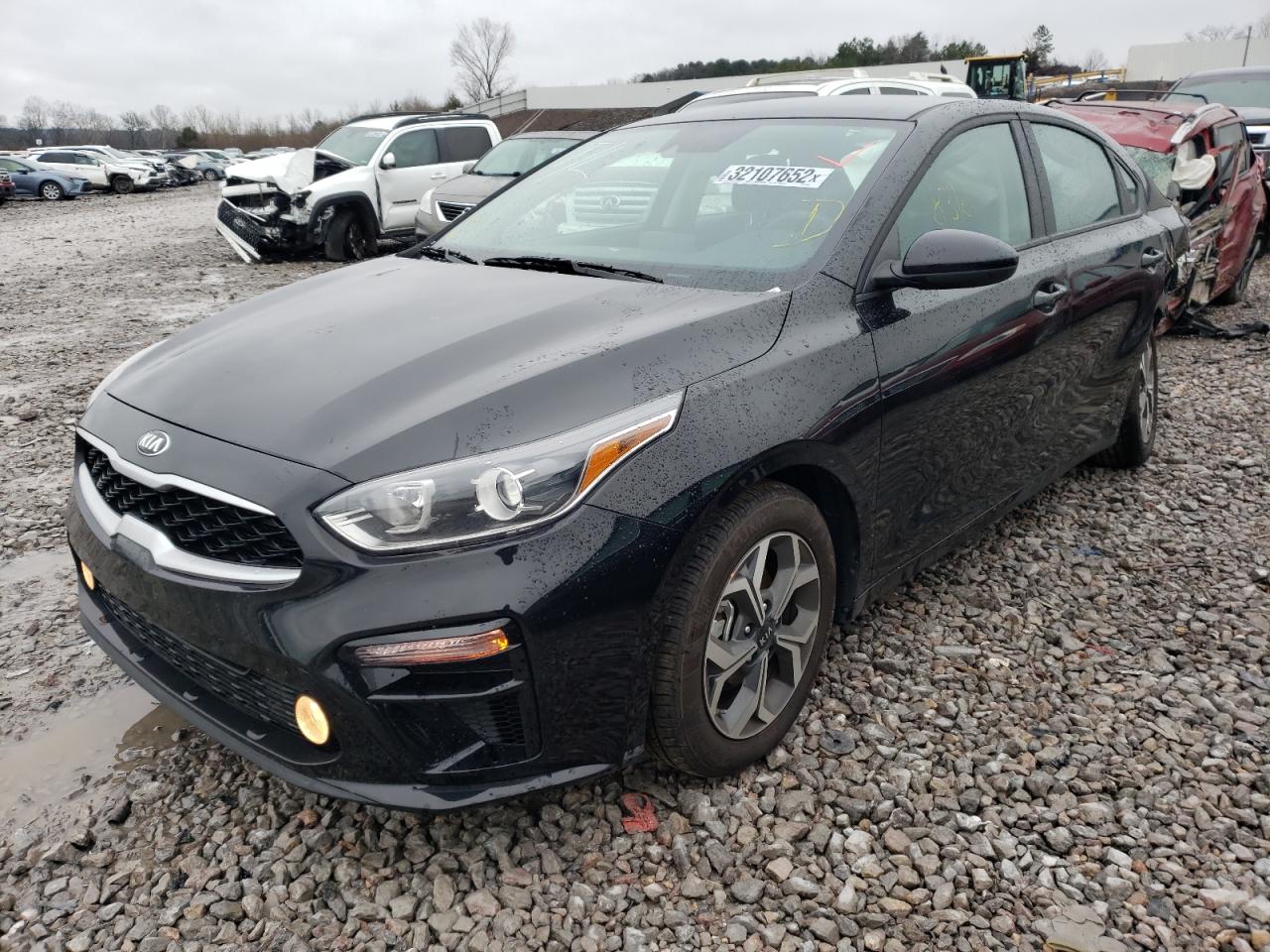 Photo 2 from auction – 2021 KIA FORTE FE with VIN 3KPF24AD2ME394904