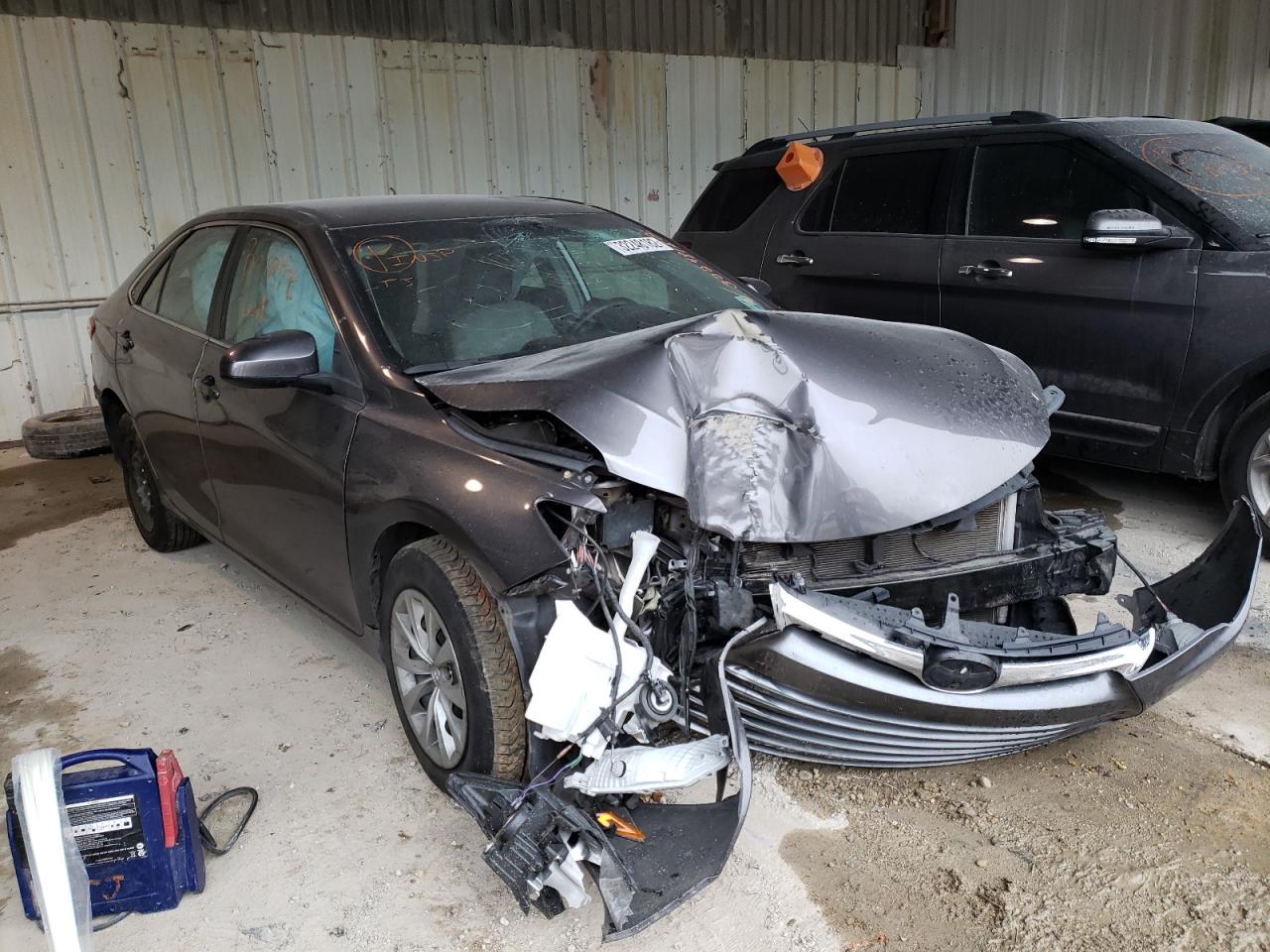 Photo 1 from auction – 2017 TOYOTA CAMRY LE with VIN 4T1BF1FK3HU267798