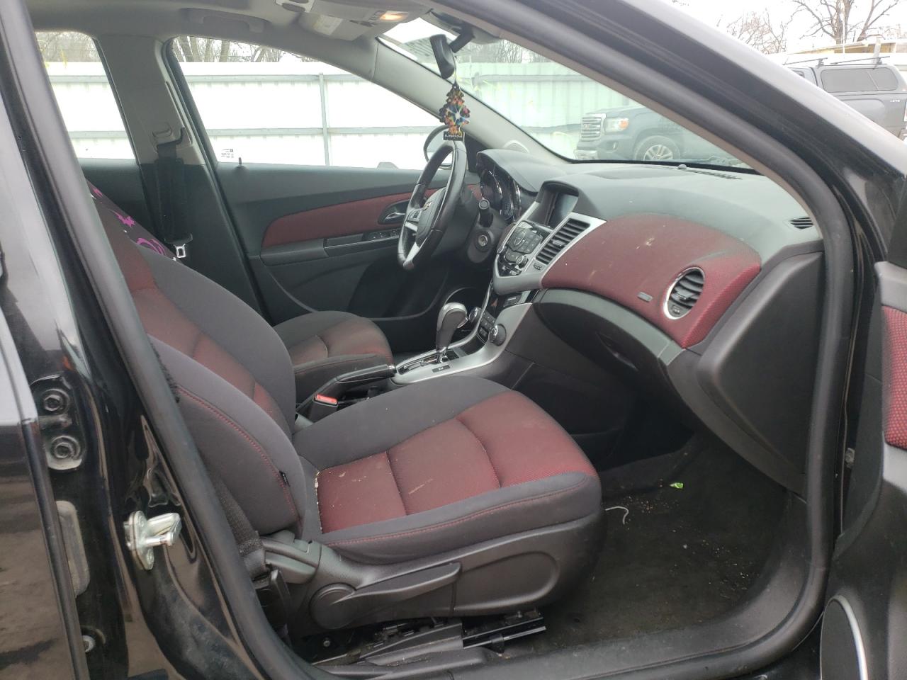 Photo 5 from auction – 2014 CHEVROLET CRUZE LT with VIN 1G1PC5SB0E7320296