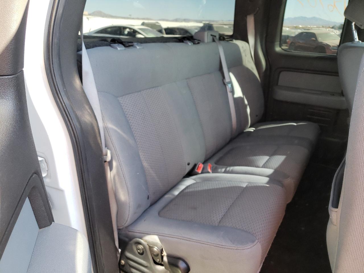 Photo 6 from auction – 2012 FORD F150 SUPER with VIN 1FTFX1CF5CFC80012