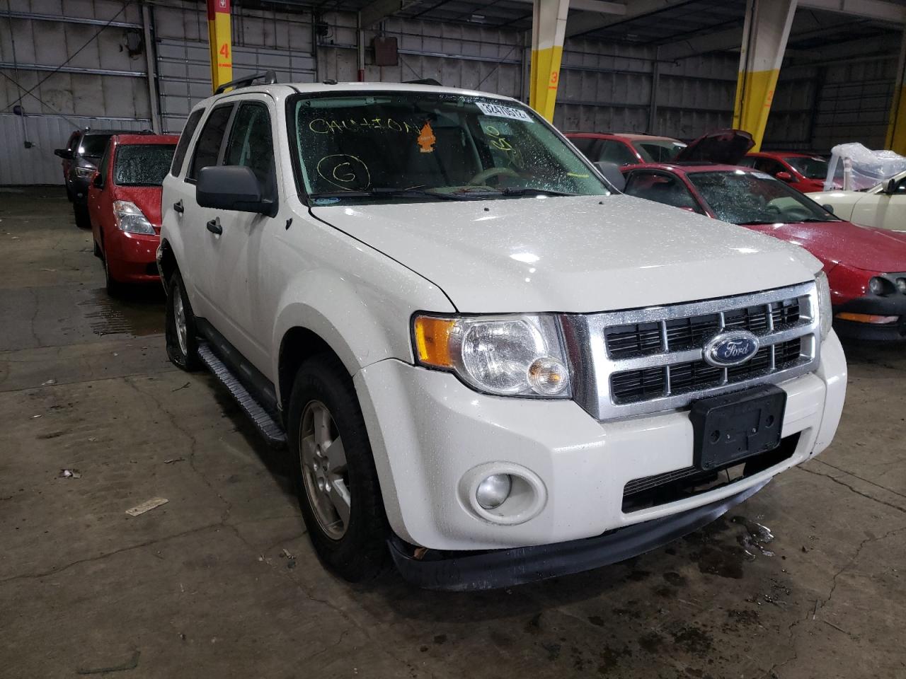 FORD ESCAPE XLT 2009 with VIN 1FMCU03709KD08261 - Photo from auction