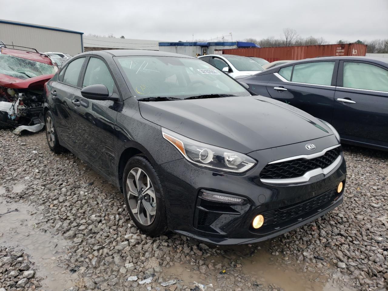 KIA FORTE FE 2021 with VIN 3KPF24AD2ME394904 - Photo from auction