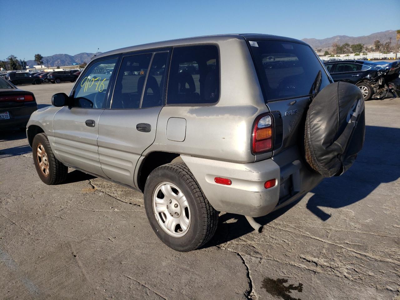 Photo 3 from auction – 2000 TOYOTA RAV4 with VIN JT3GP10V0Y0051509