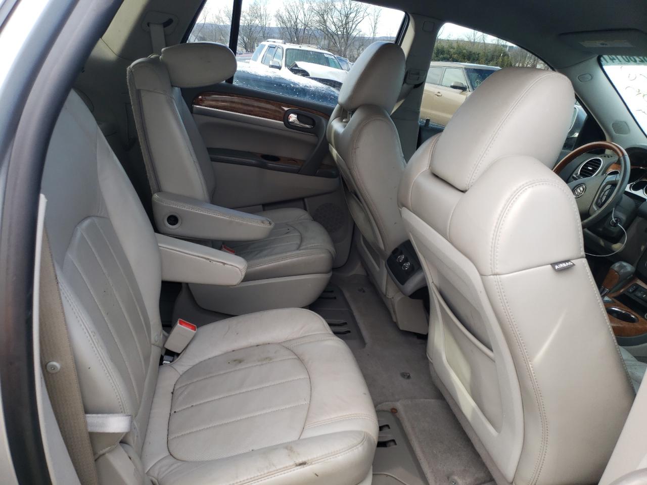 Photo 6 from auction – 2011 BUICK ENCLAVE CX with VIN 5GAKVBED7BJ119311