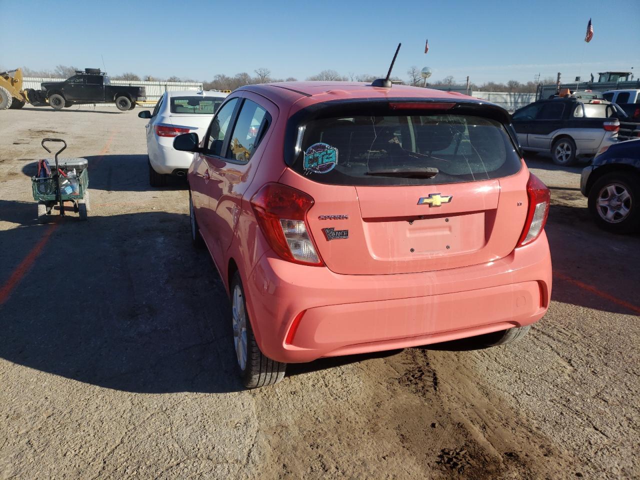 Photo 3 from auction – 2018 CHEVROLET SPARK 1LT with VIN KL8CD6SA2JC438540