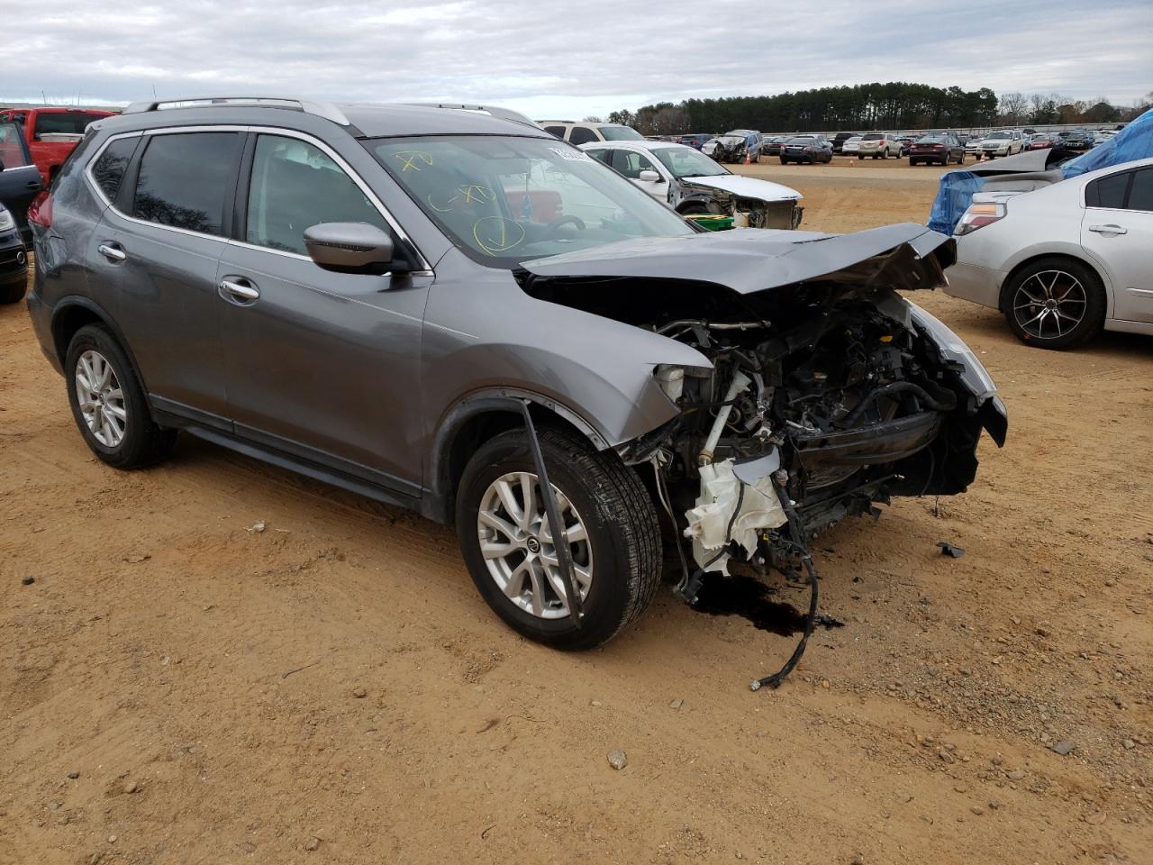 NISSAN ROGUE S 2018 with VIN KNMAT2MV1JP591123 - Photo from auction