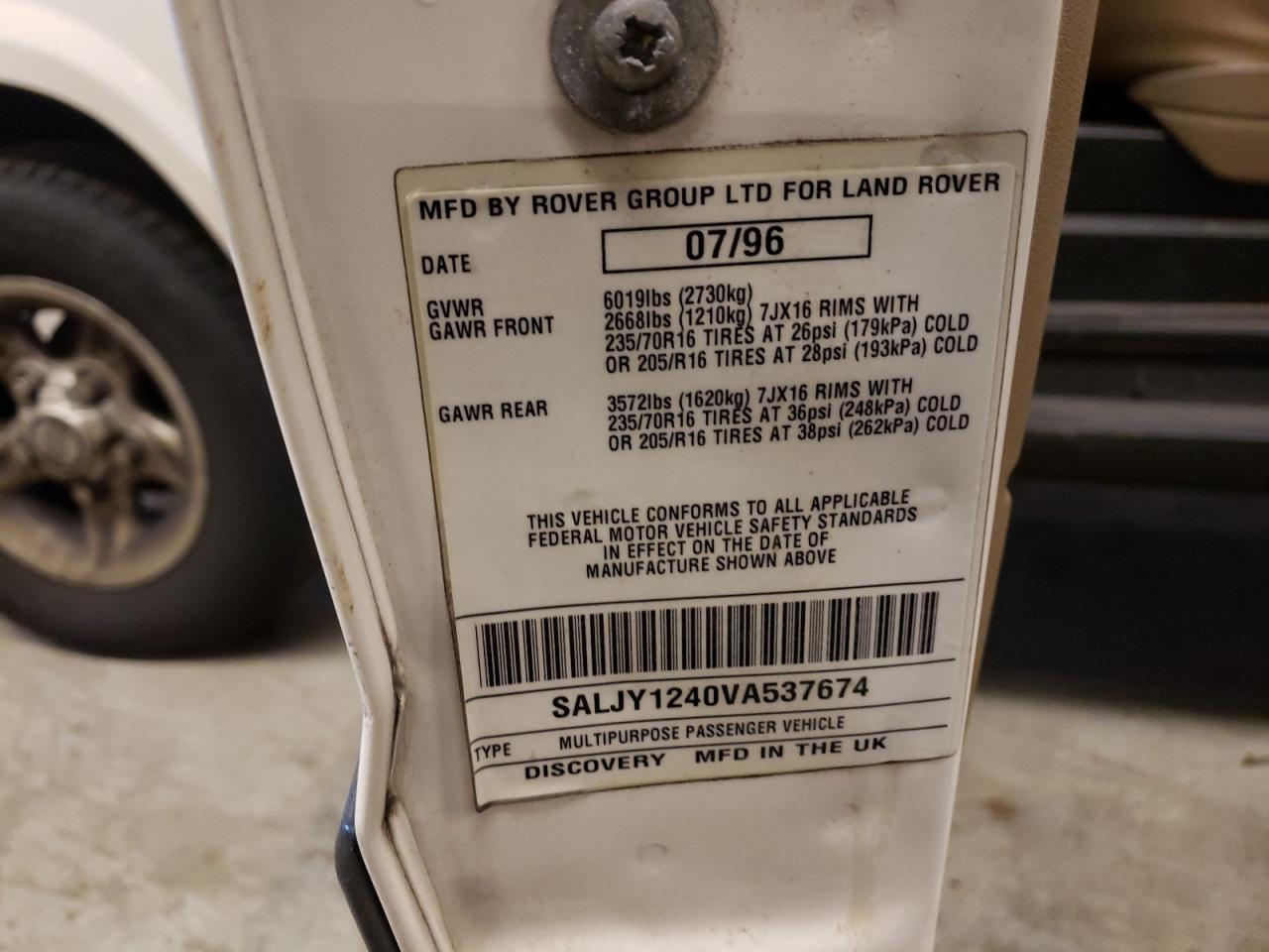 Photo 10 from auction – 1997 LAND ROVER DISCOVERY with VIN SALJY1240VA537674
