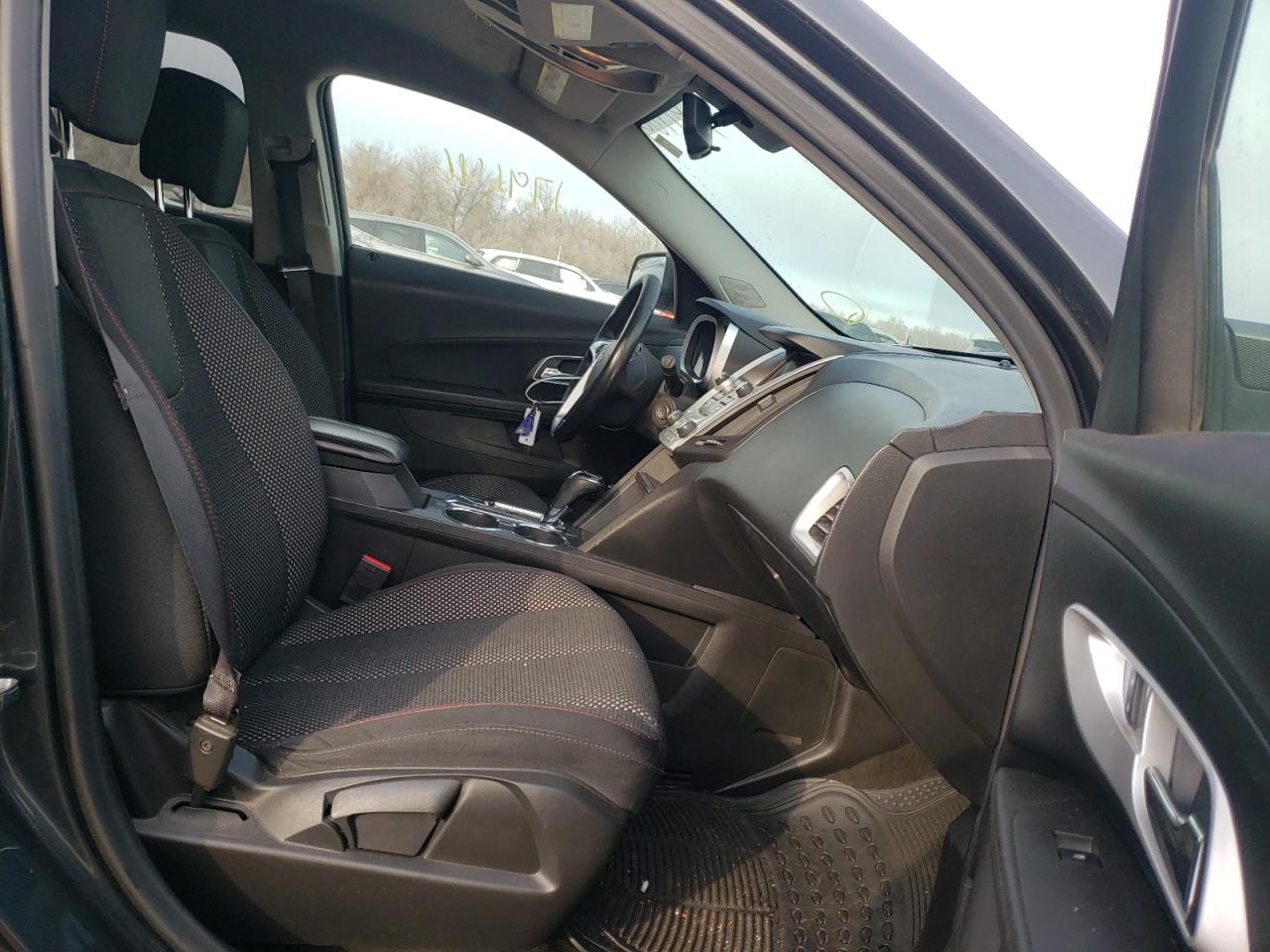 Photo 5 from auction – 2017 CHEVROLET EQUINOX LT with VIN 2GNALCEK3H1524614