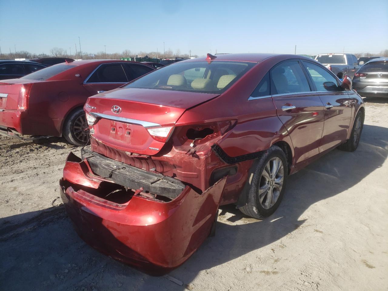 Photo 4 from auction – 2013 HYUNDAI SONATA SE with VIN 5NPEC4AC5DH673758
