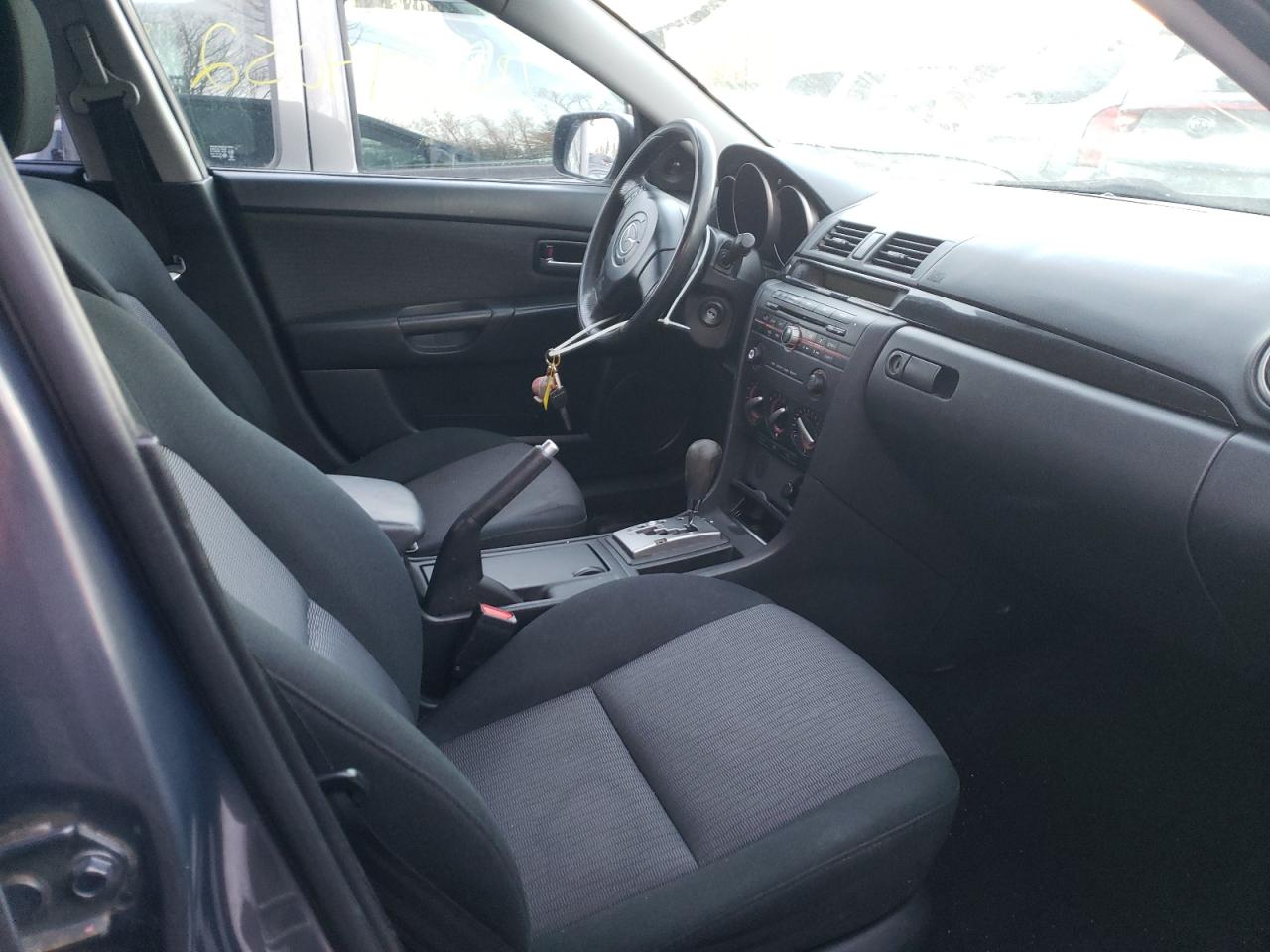 Photo 5 from auction – 2008 MAZDA 3 I with VIN JM1BK12G981781089