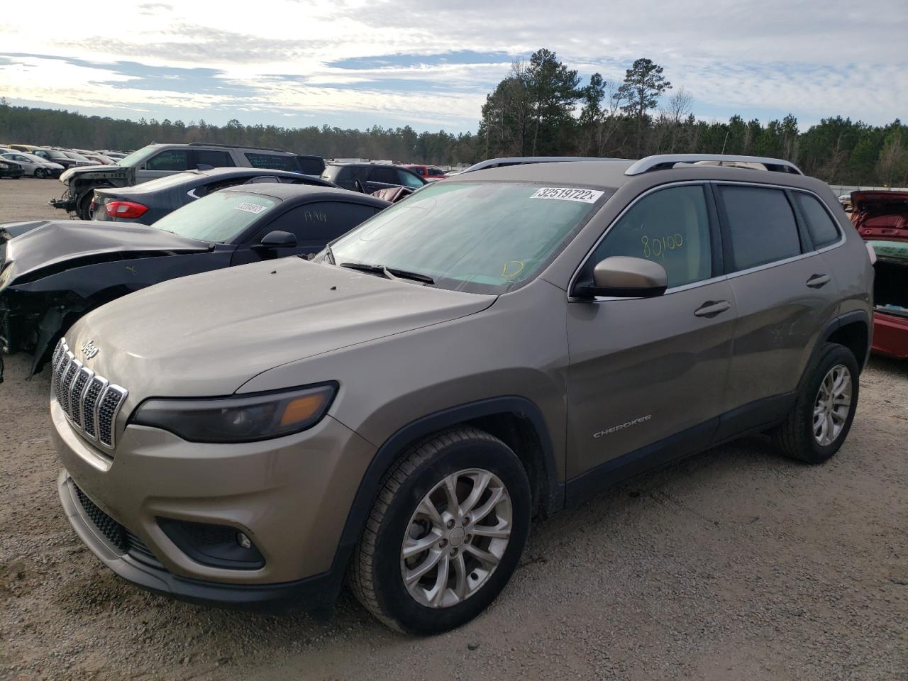 Photo 2 from auction – 2019 JEEP CHEROKEE L with VIN 1C4PJLCB5KD206372