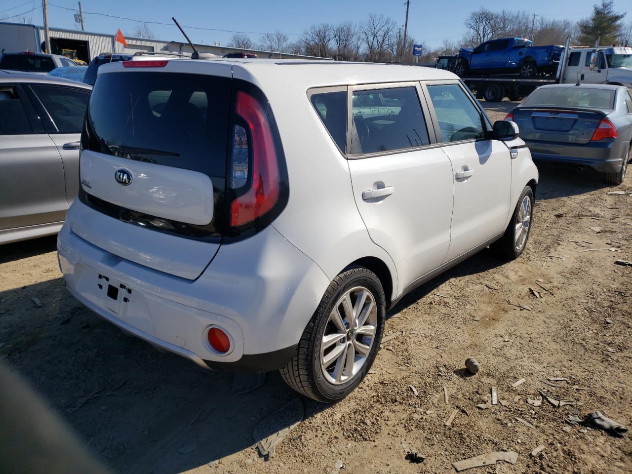 Photo 4 from auction – 2017 KIA SOUL + with VIN KNDJP3A5XH7443349