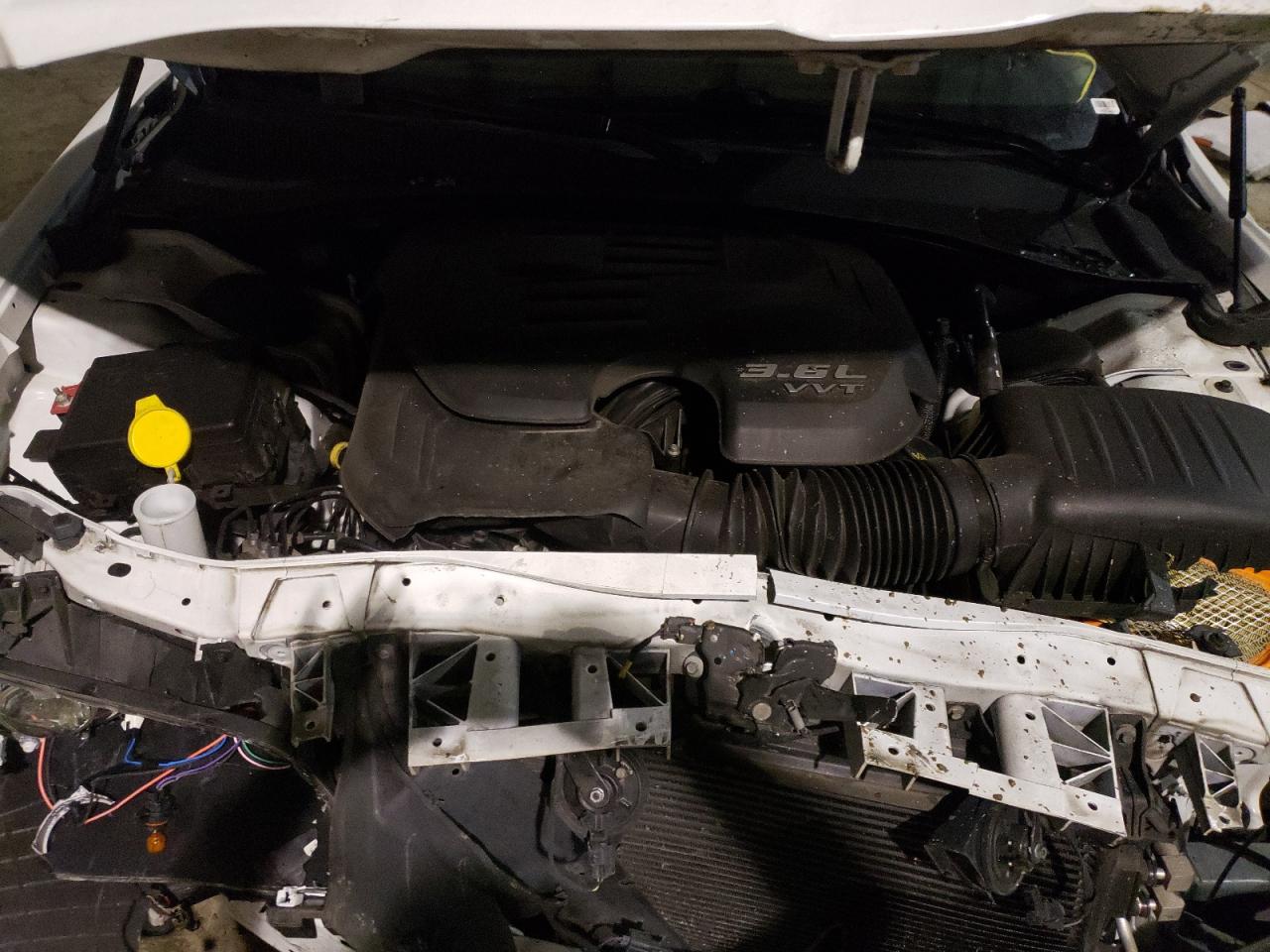 Photo 7 from auction – 2018 CHRYSLER 300 LIMITE with VIN 2C3CCAEG3JH263813