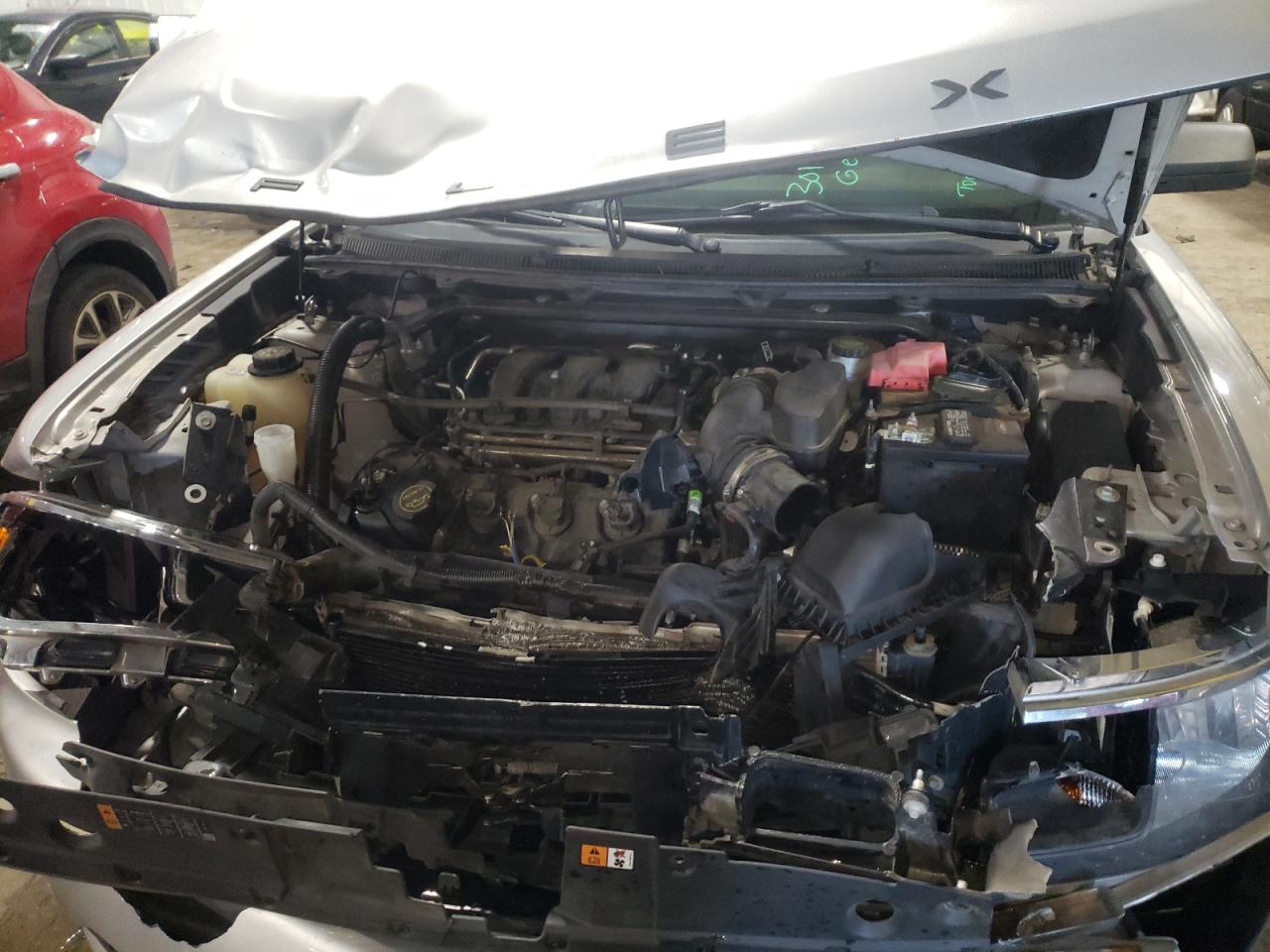 Photo 7 from auction – 2015 FORD FLEX SE with VIN 2FMGK5B8XFBA09400