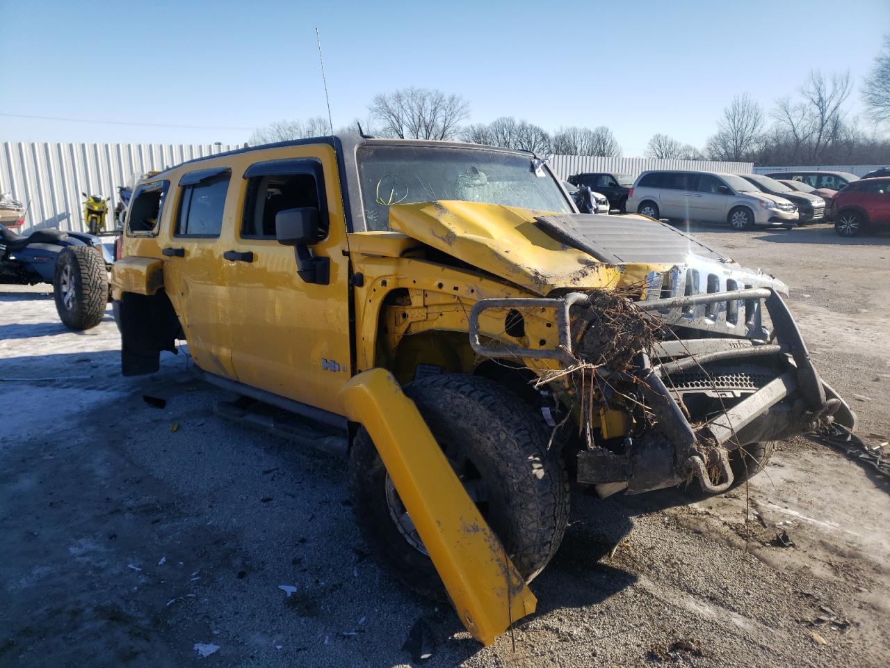 HUMMER H3 2006 with VIN 5GTDN136568127371 - Photo from auction