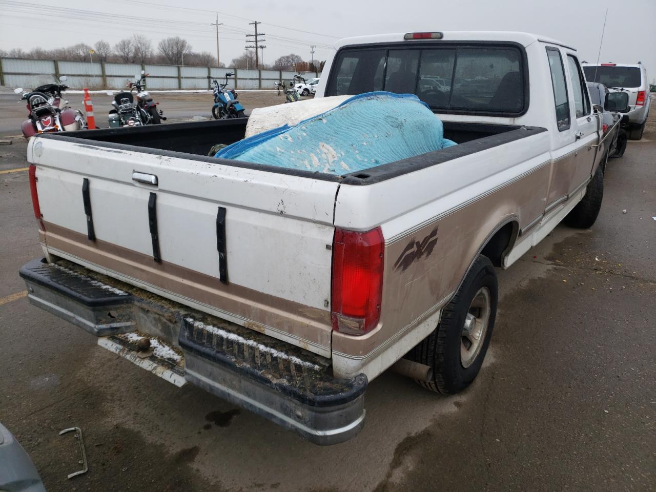 Photo 4 from auction – 1996 FORD F150 with VIN 1FTEX14N4TKA50843
