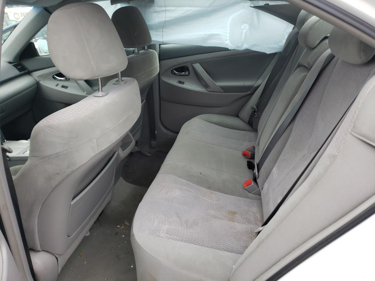 Photo 6 from auction – 2010 TOYOTA CAMRY with VIN 4T1BF3EK3AU550642