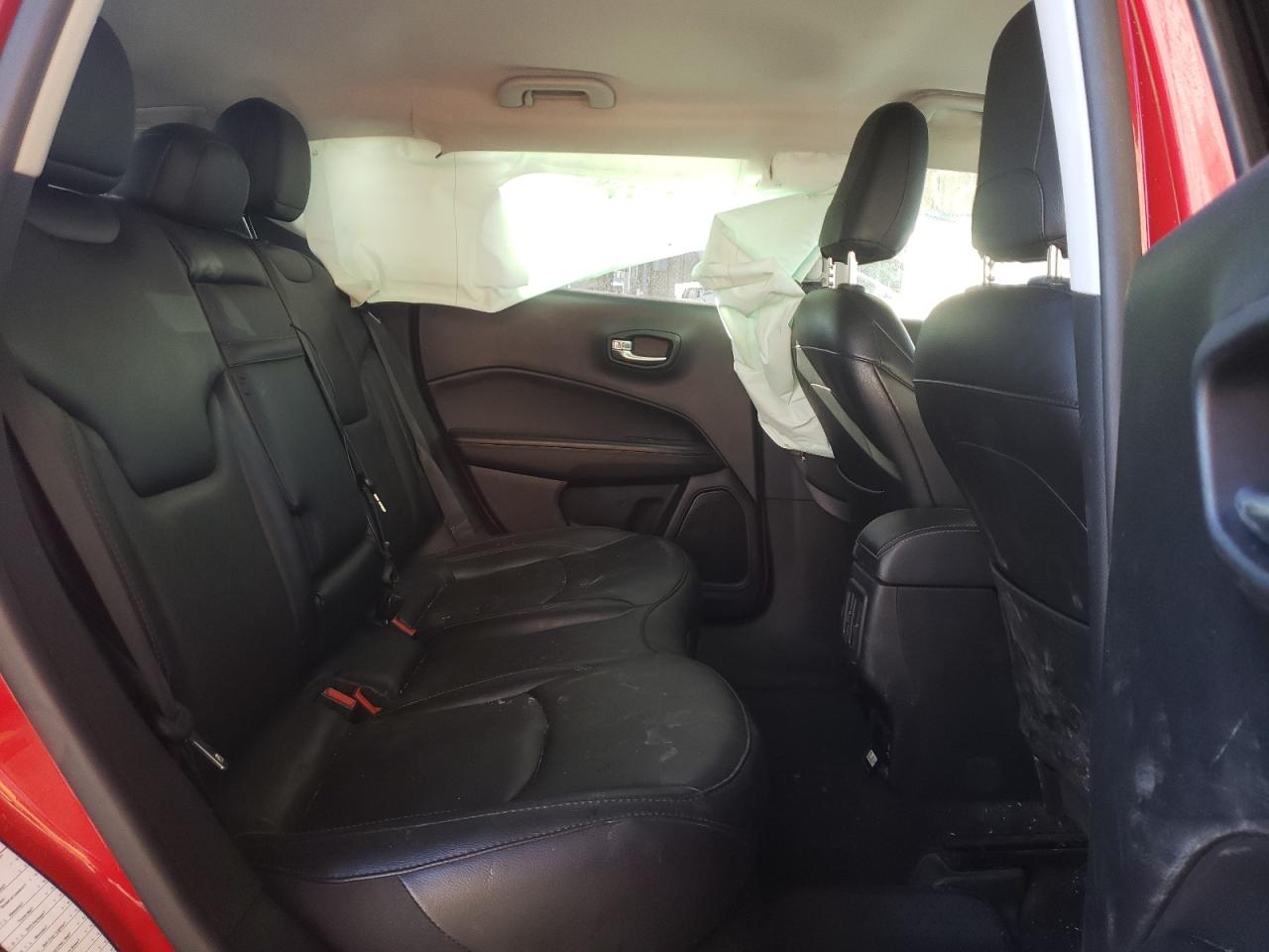 Photo 6 from auction – 2019 JEEP COMPASS LI with VIN 3C4NJCCB1KT664301