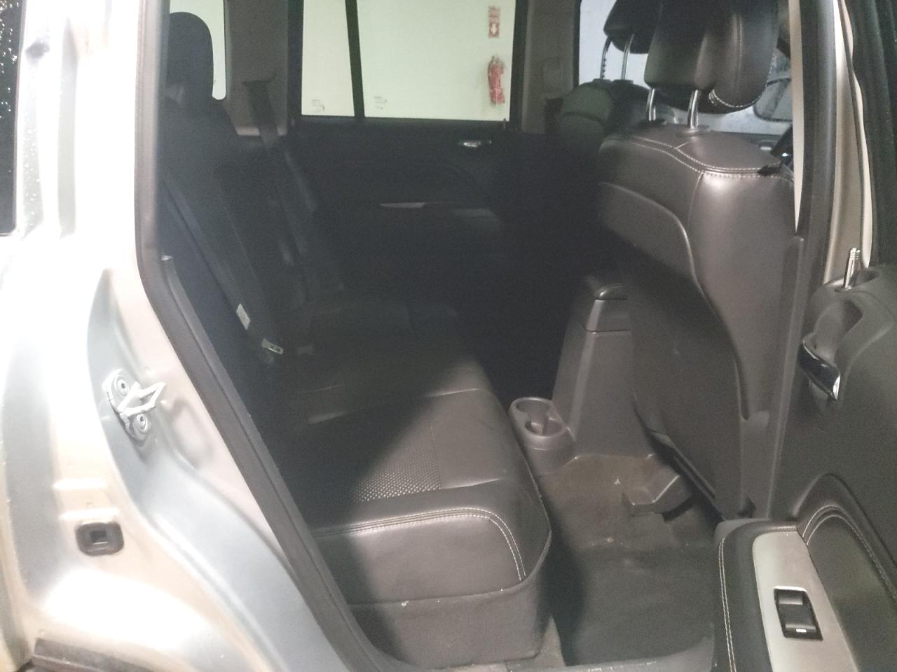 Photo 6 from auction – 2014 JEEP COMPASS LA with VIN 1C4NJDEB4ED532923