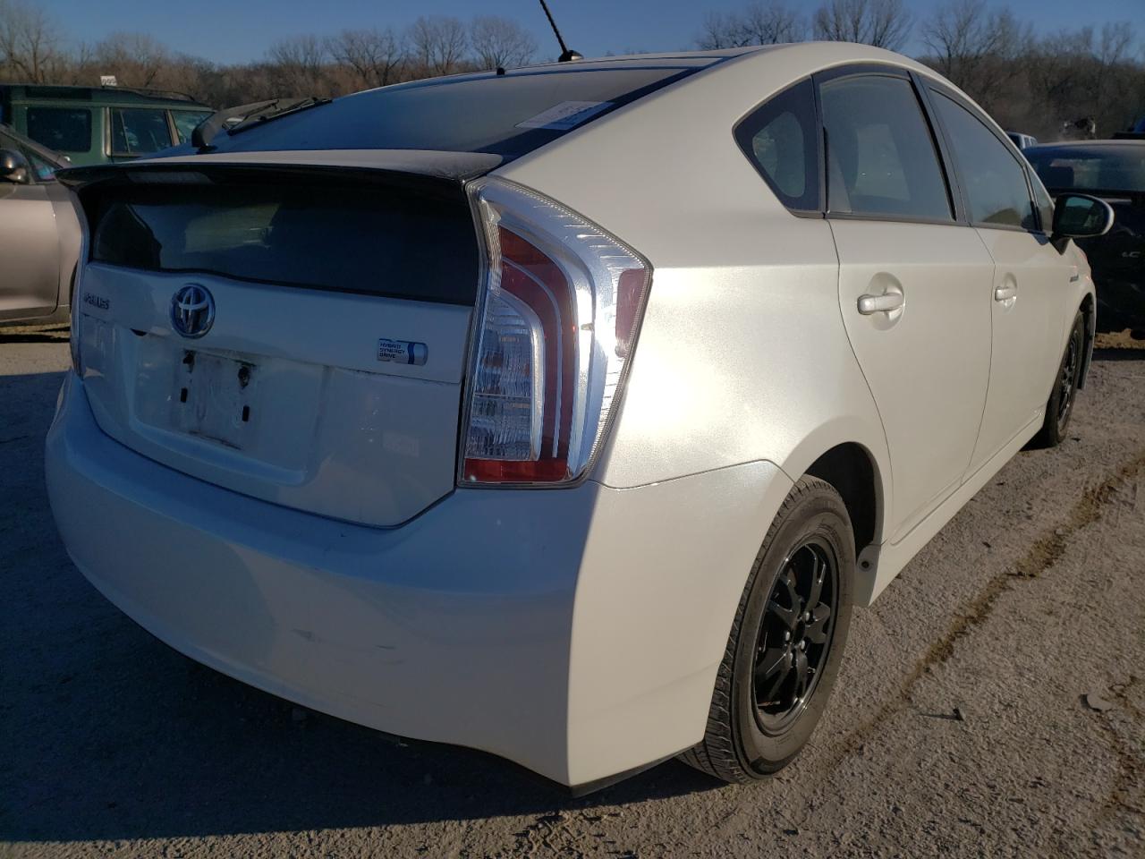 Photo 4 from auction – 2015 TOYOTA PRIUS with VIN JTDKN3DU6F0458028
