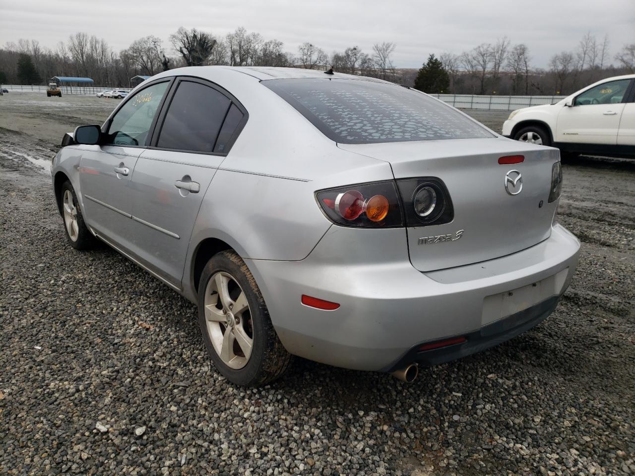 Photo 3 from auction – 2004 MAZDA 3 I with VIN JM1BK32FX41125237