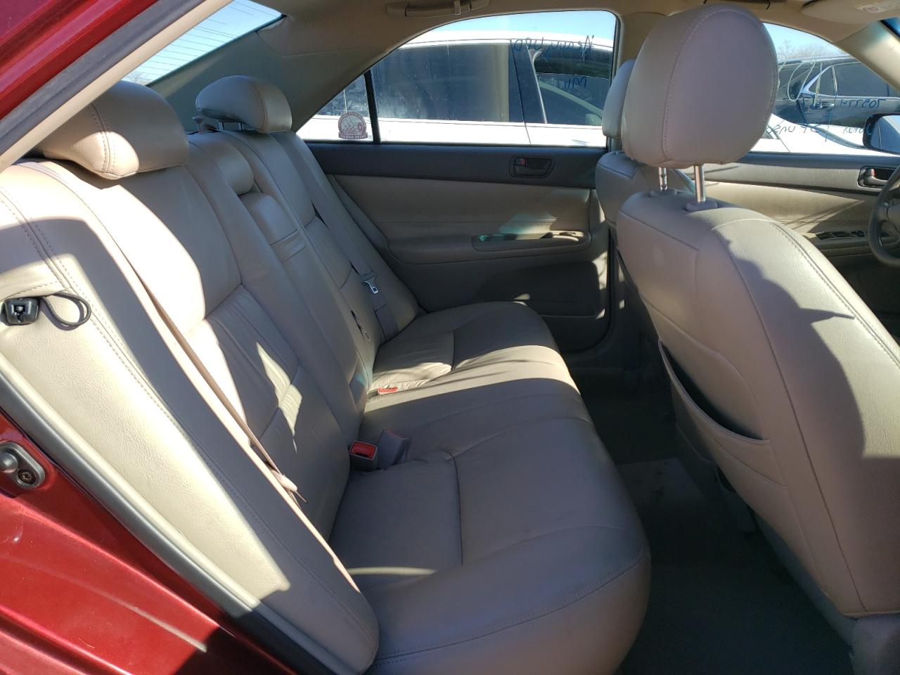 Photo 6 from auction – 2003 TOYOTA CAMRY LE with VIN 4T1BF32K33U057891