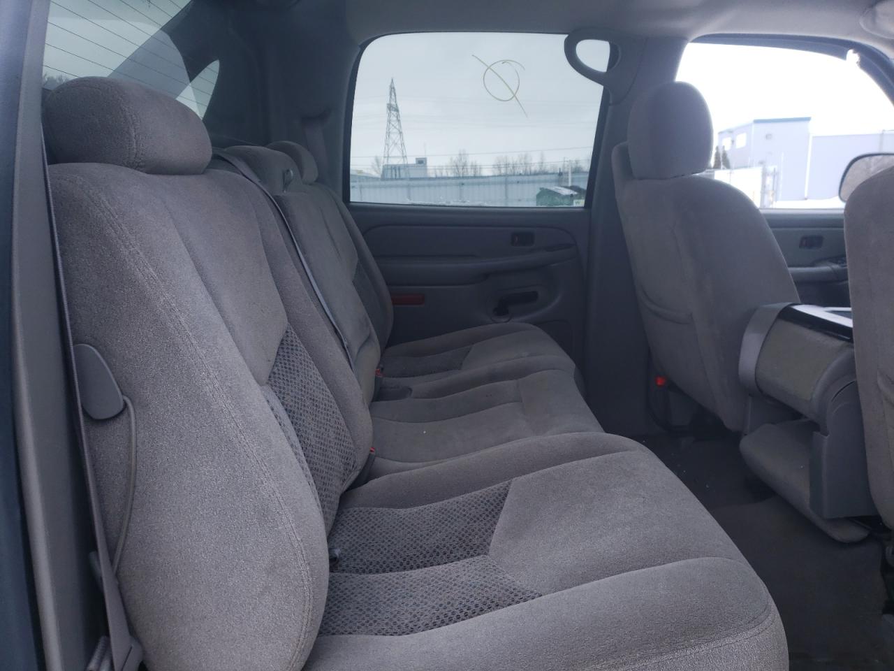 Photo 6 from auction – 2006 CHEVROLET AVALANCHE with VIN 3GNEK12T86G121335