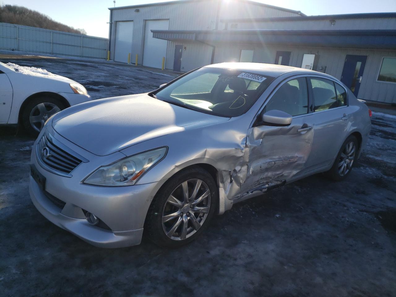 Photo 2 from auction – 2011 INFINITI G37 with VIN JN1CV6AR0BM405465