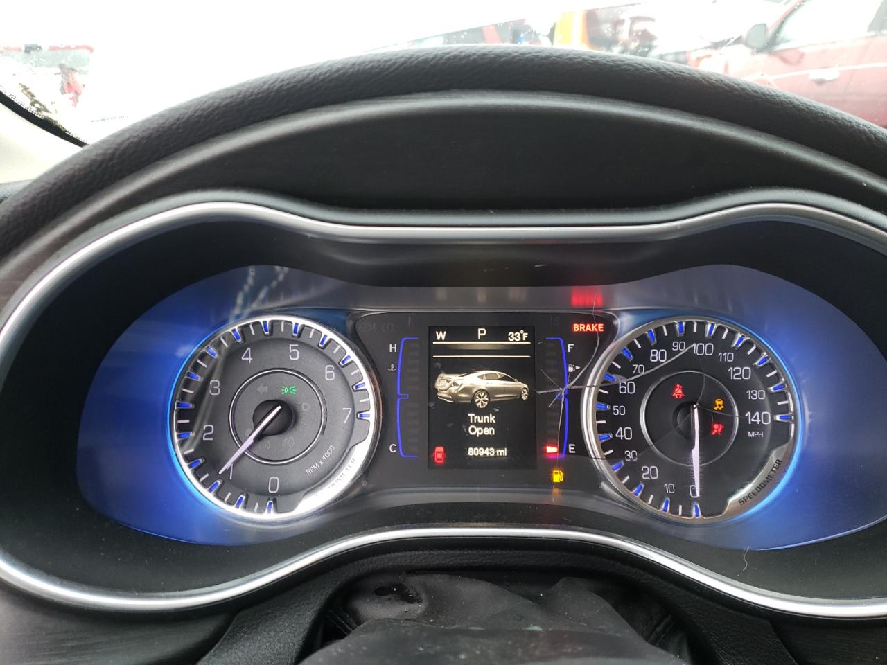 Photo 8 from auction – 2015 CHRYSLER 200 LIMITE with VIN 1C3CCCAB5FN750435