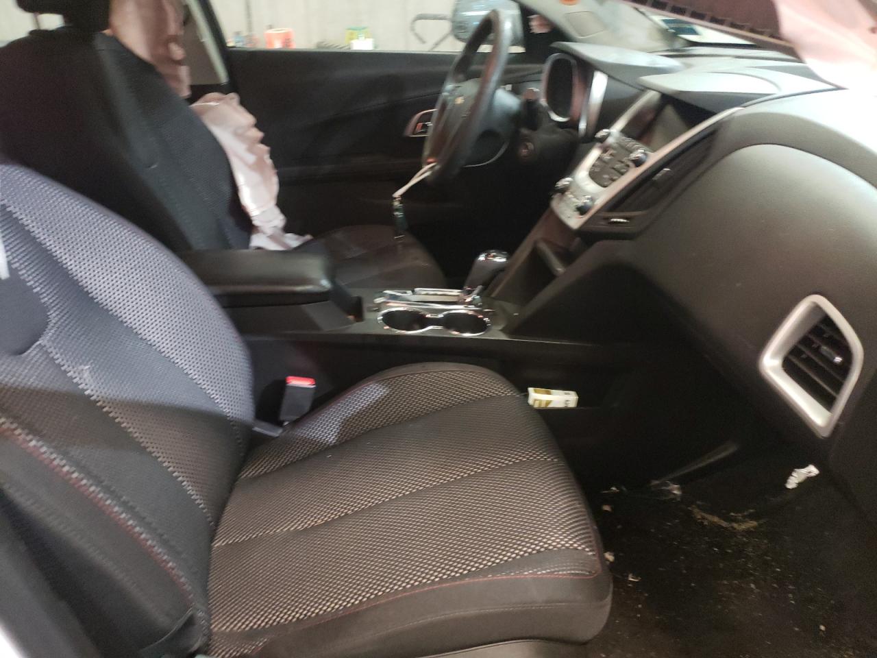Photo 5 from auction – 2016 CHEVROLET EQUINOX LS with VIN 2GNFLEEK3G6322049