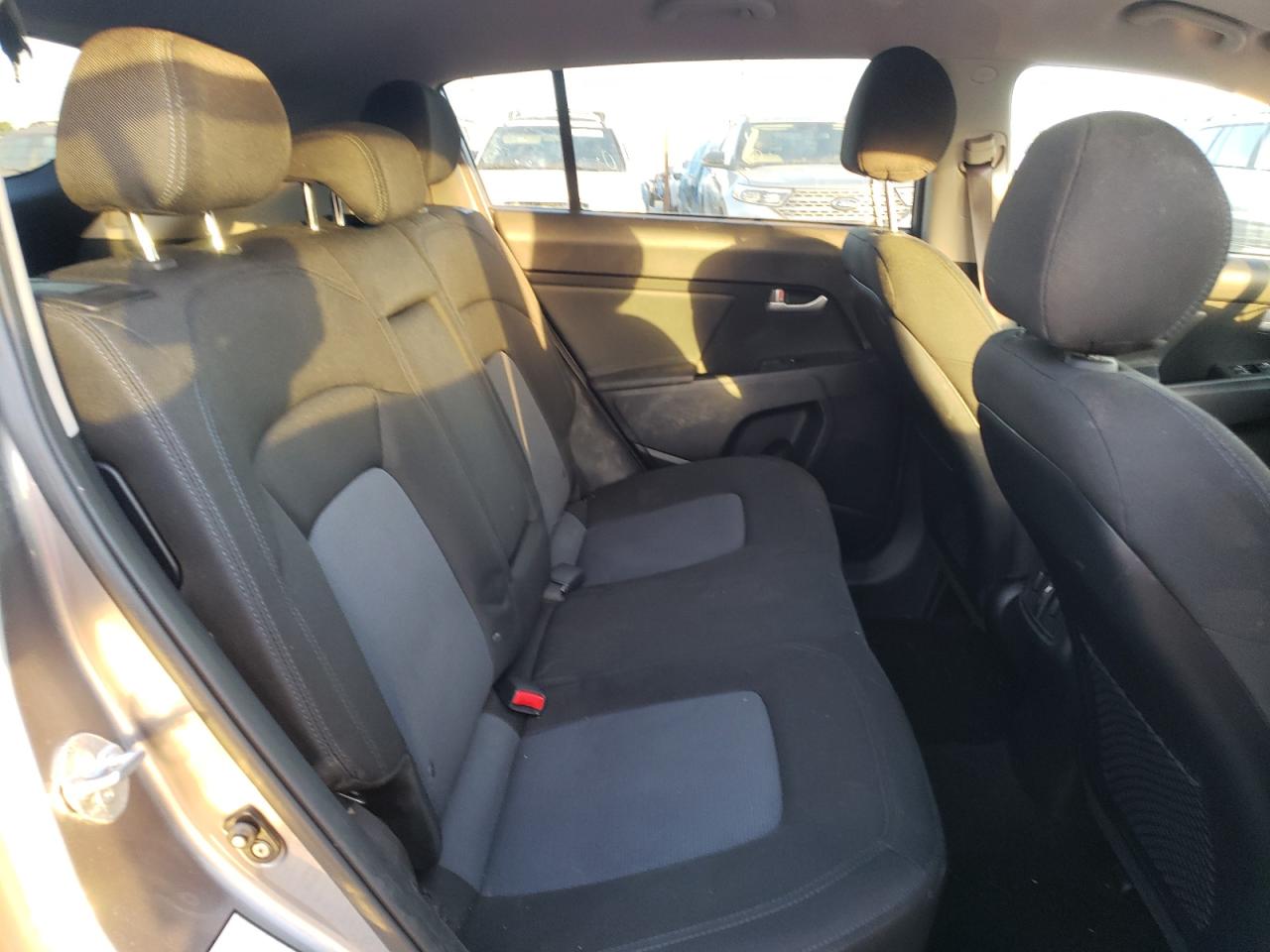 Photo 6 from auction – 2014 KIA SPORTAGE L with VIN KNDPBCACXE7560416