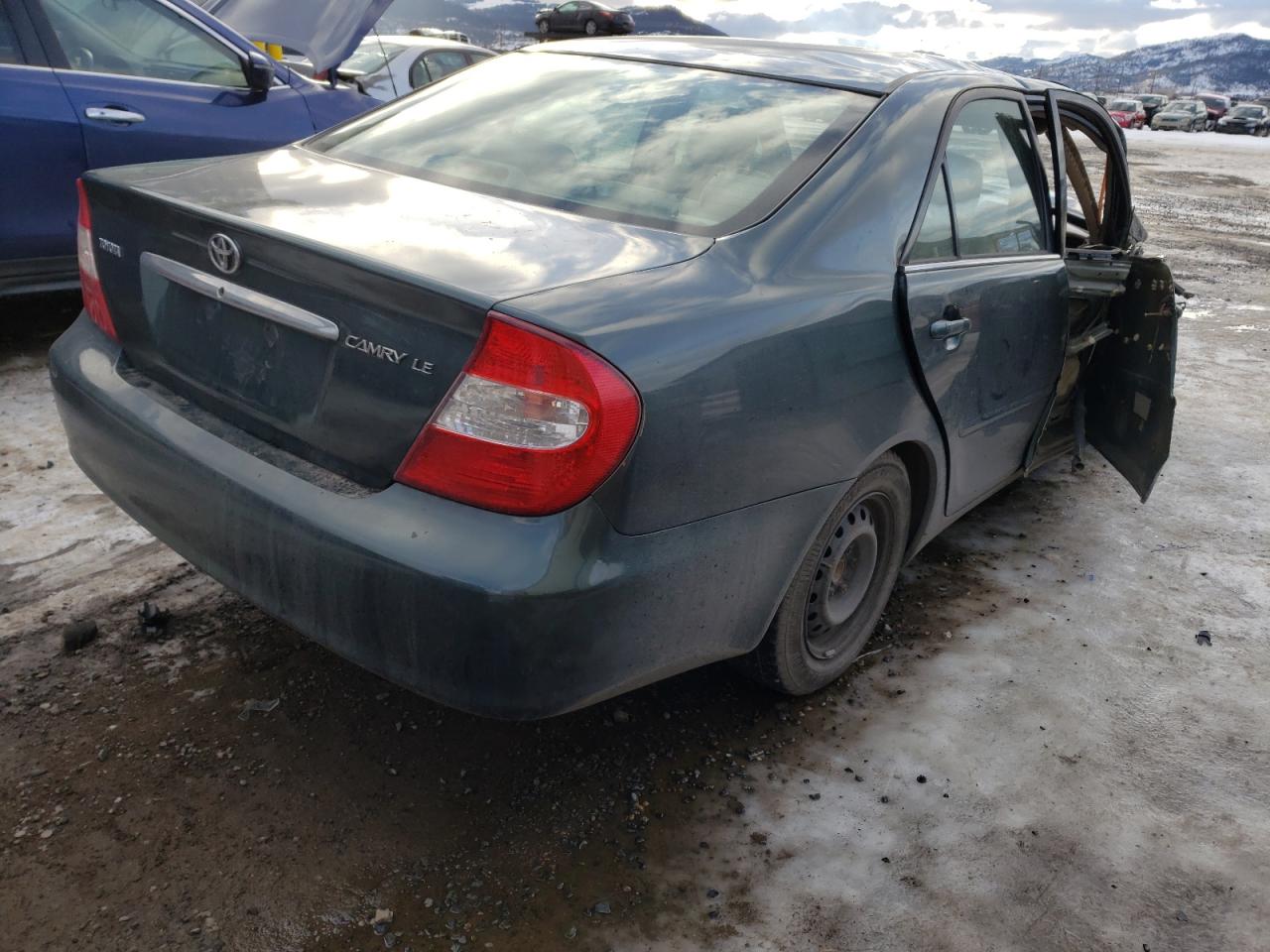 Photo 4 from auction – 2002 TOYOTA CAMRY LE with VIN 4T1BE32K02U616265