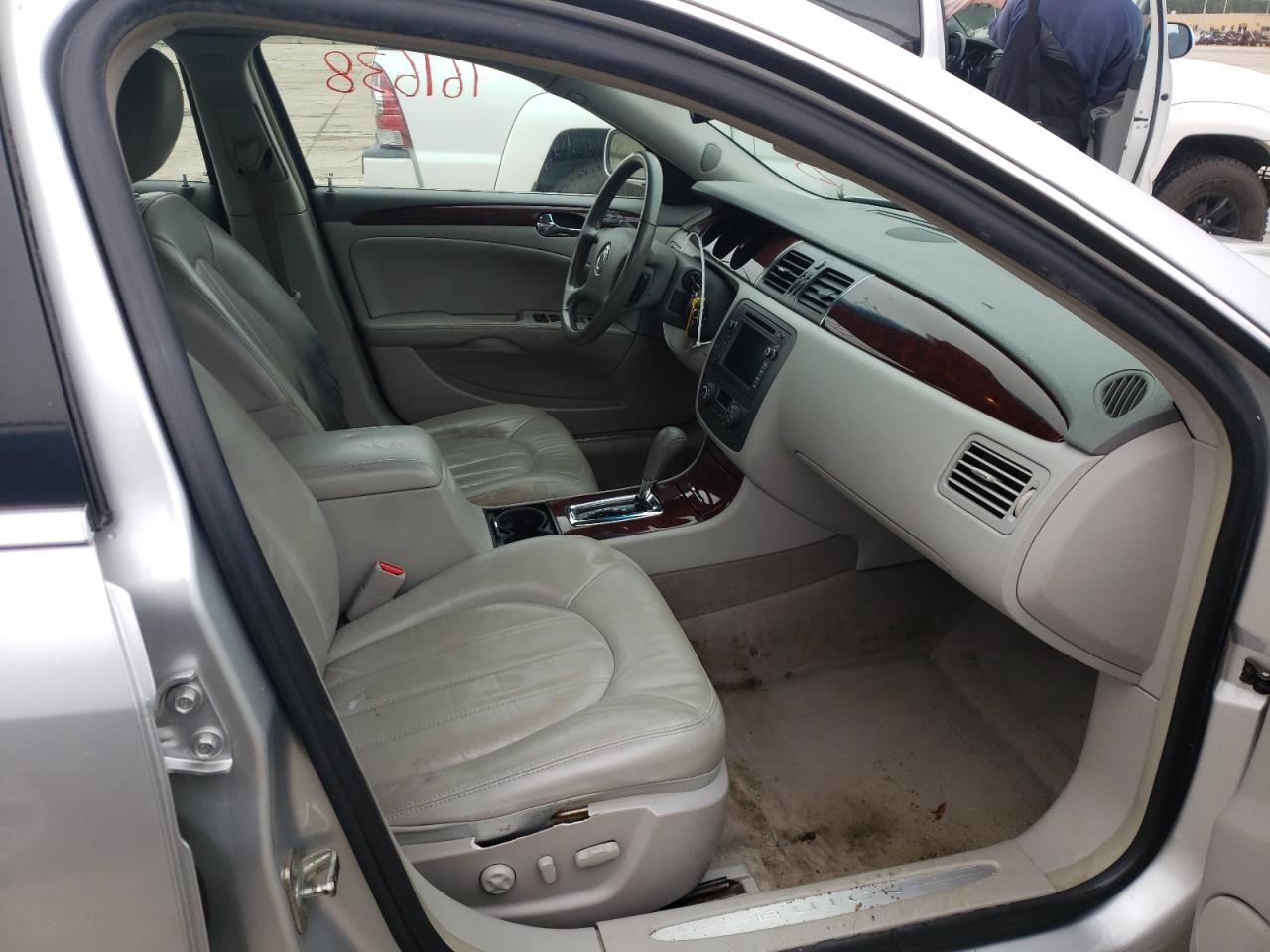 Photo 5 from auction – 2009 BUICK LUCERNE CX with VIN 1G4HD57139U147482